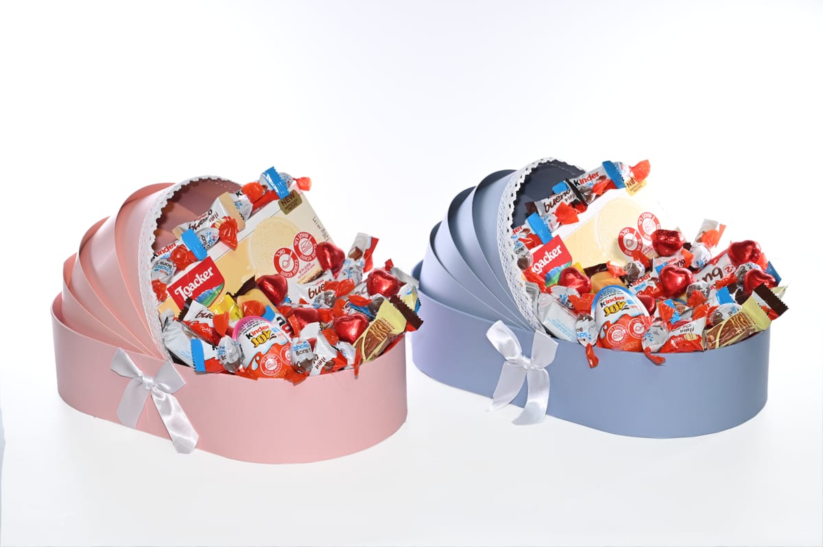 פינוק מתוק ליולדת לבן ולבת