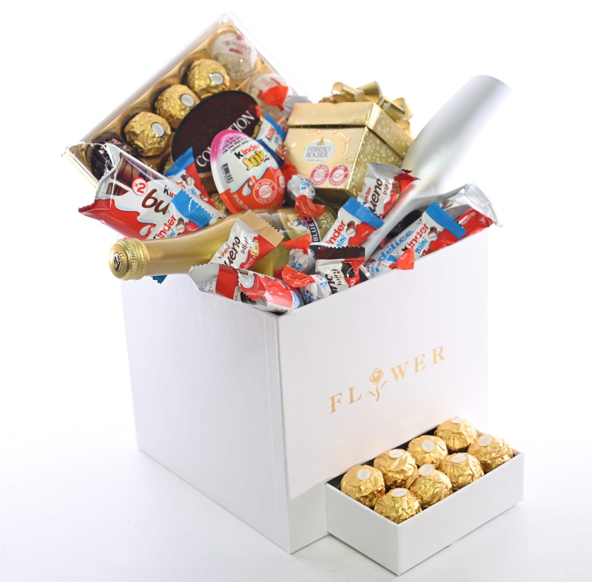 קופסת שוקולד קינדר והפתעות